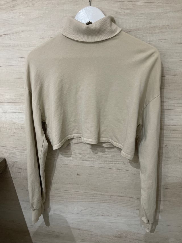 Jersey corto cuello alto