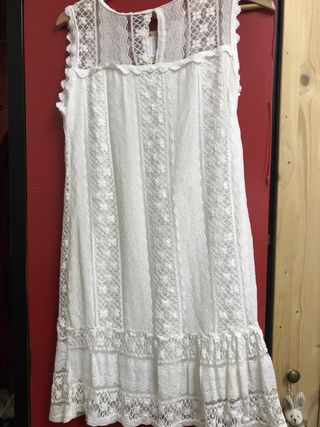 Vestido ibicenco de segunda mano por 20 EUR en Barcelona en WALLAPOP