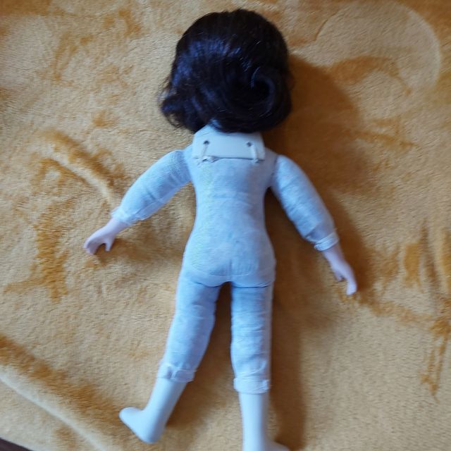 Muñeca antigua porcelana