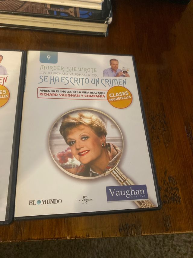 Tres capítulos del curso de inglés Se ha escrito u