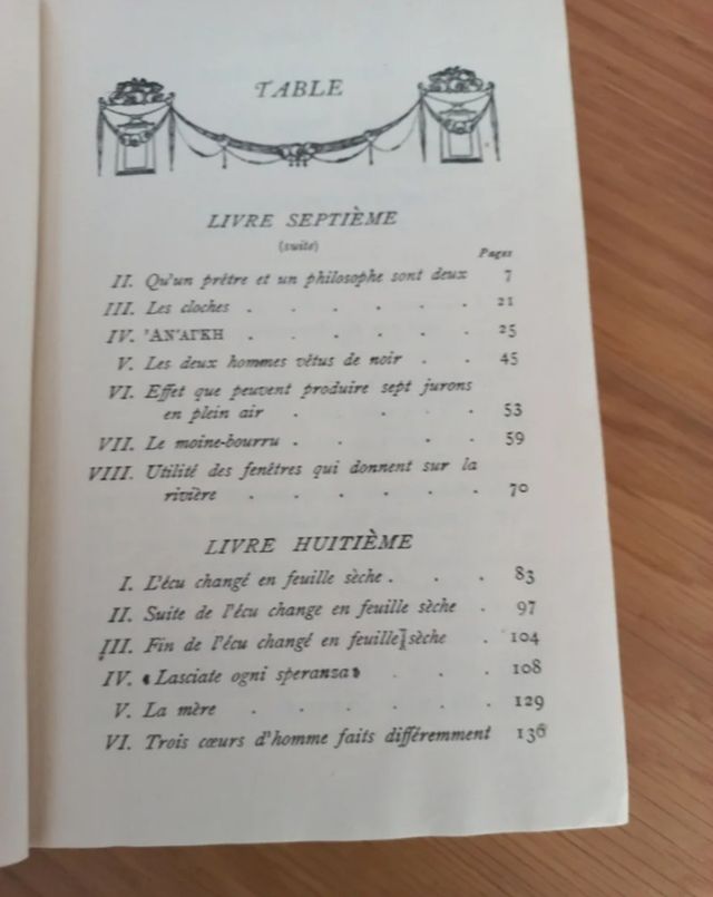 3 libros Scarlett,Reyes sin reino y Notre Dame