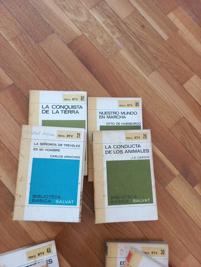 9 libri della Biblioteca Salvat