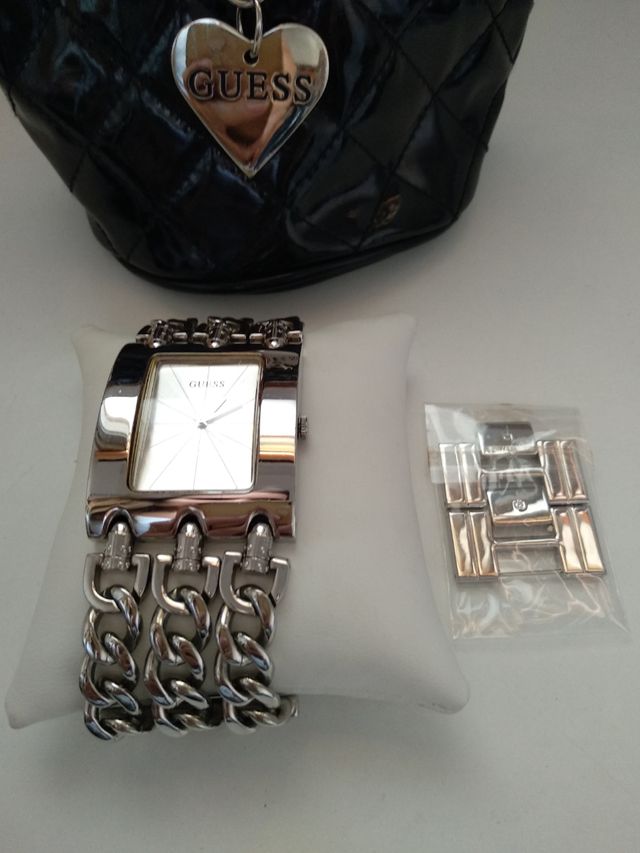 Reloj Guess eslabones