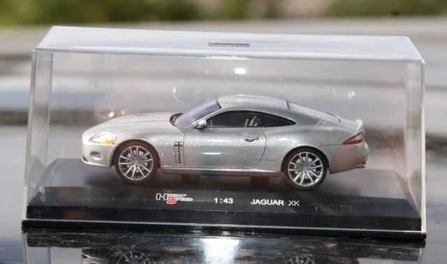JAGUAR XK ESCALA 1:43 DE HIGH SPEED EN SU CAJA 