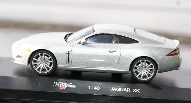 JAGUAR XK ESCALA 1:43 DE HIGH SPEED EN SU CAJA 