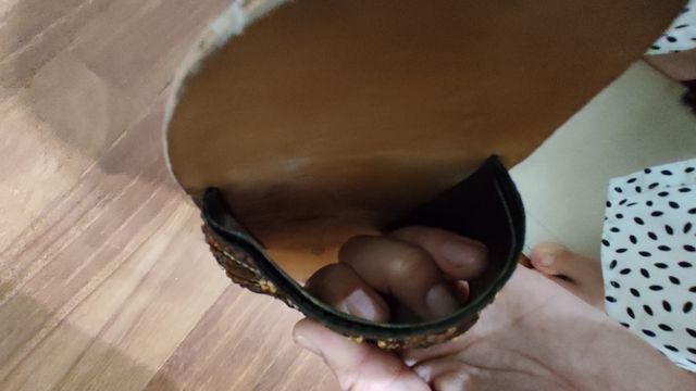 Sandalias de pedreria marrones 40-41