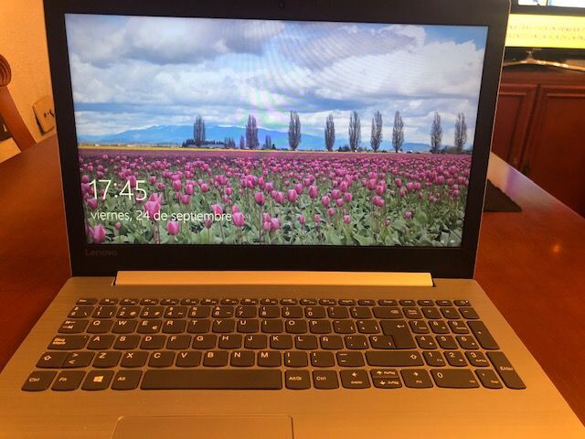 Portátil Lenovo ideapad 320