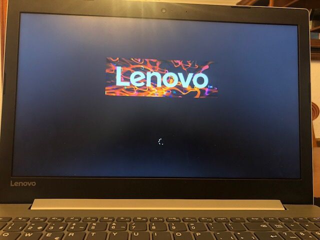 Portátil Lenovo ideapad 320