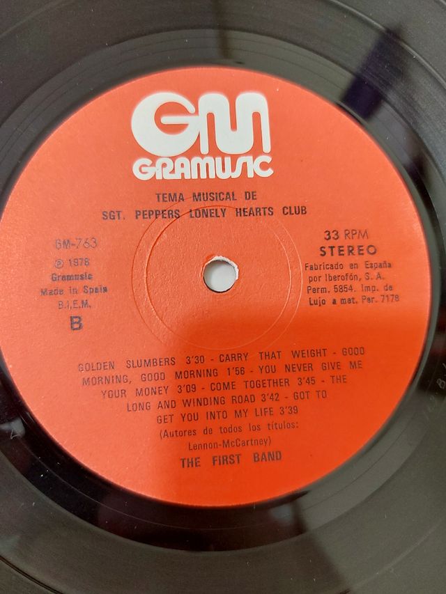 Vinilo The First Band - Sgt. Peppers Lonely Hearts