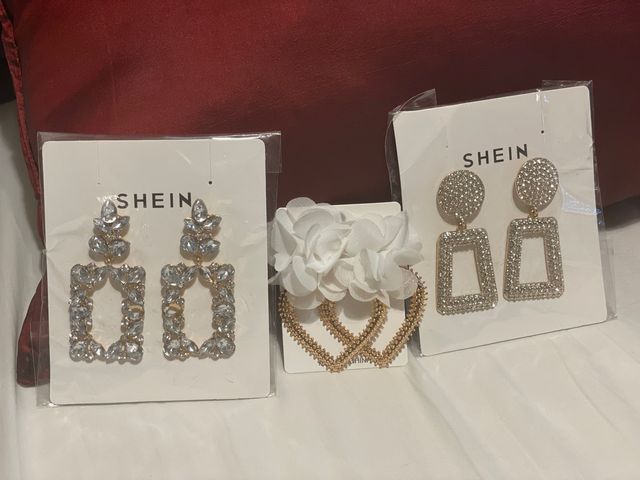 Tres pares de pendientes a estrenar