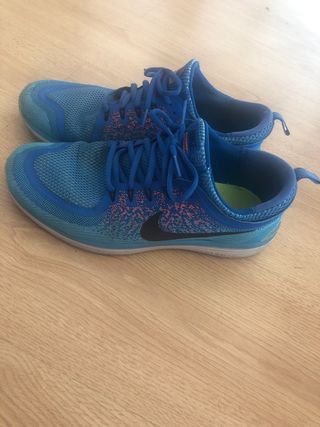 Zapatillas nike para futbol original talla 45. en Lima | Clasf  deportes-y-nautica
