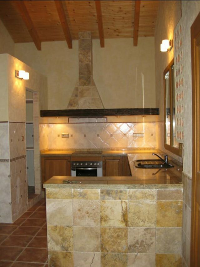 Chalet con parcela de 5000 metros cuadrados.