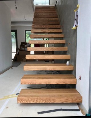 escalera flotante