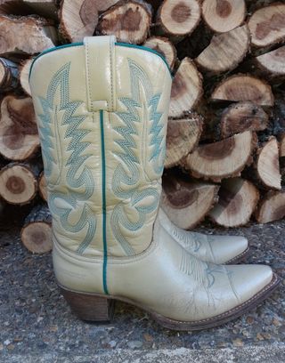 Sendra botas cowboy de segunda mano por 60 EUR en Madrid en WALLAPOP