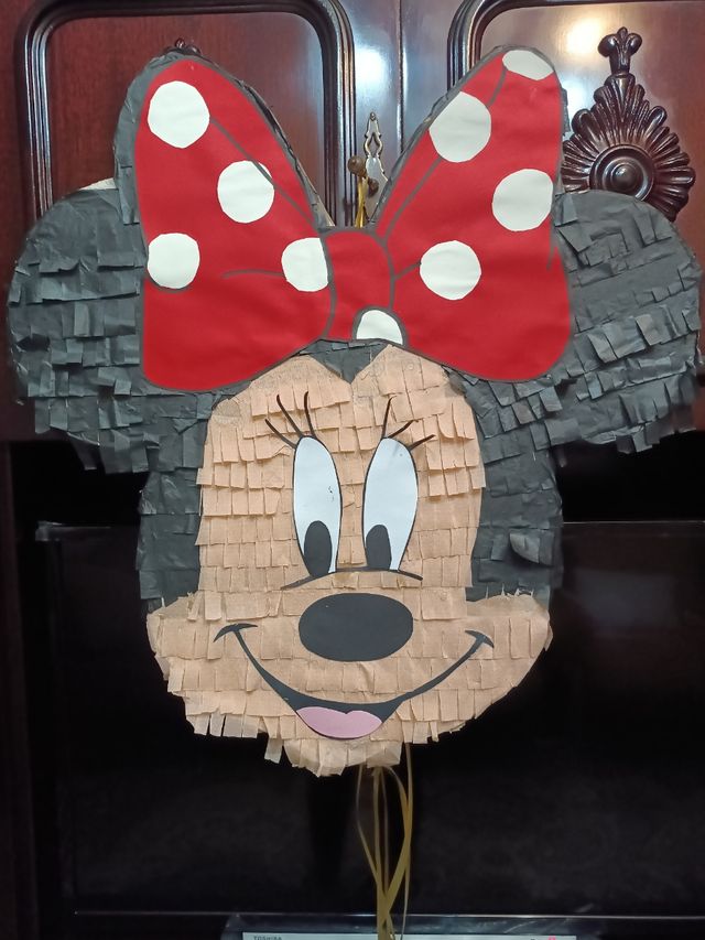 Piñata Minnie Mouse