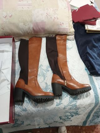 Botas xti de segunda mano por 20 EUR en Valencia en WALLAPOP