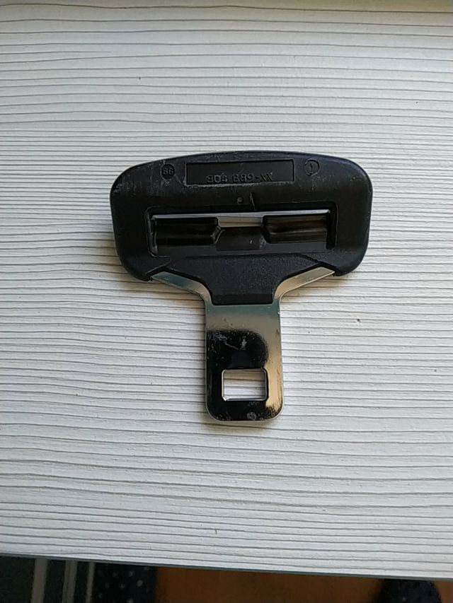 Enganche cinturón de seguridad