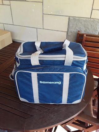 Bolsa nevera de segunda mano por 10 EUR en Palau-Solita I Plegamans en  WALLAPOP