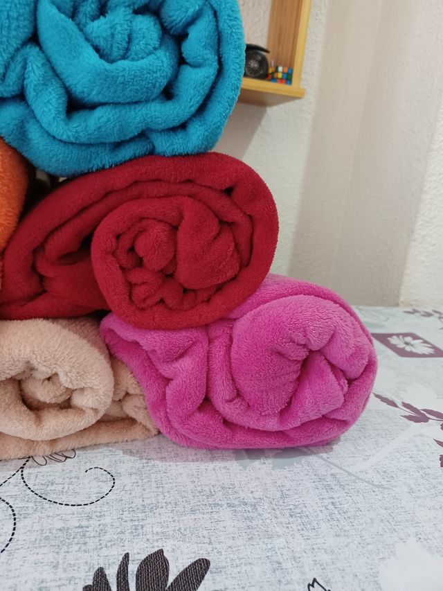 manta coralina lisa 125x150