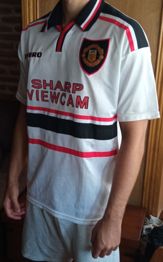 MANCHESTER UNITED (Camiseta Fútbol Retro)