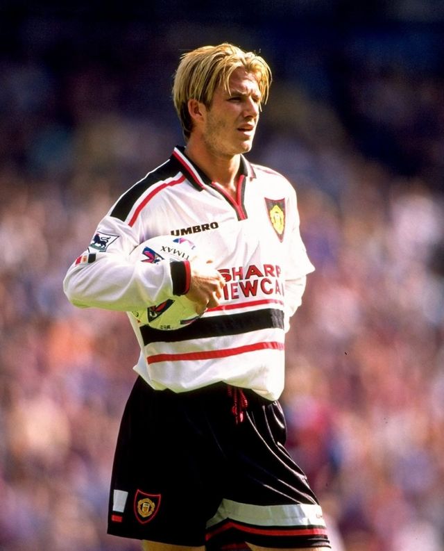 MANCHESTER UNITED (Camiseta Fútbol Retro)