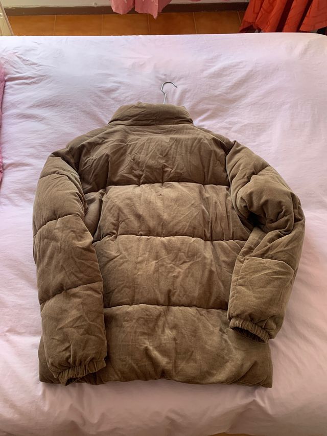 Plumas de pana marrón