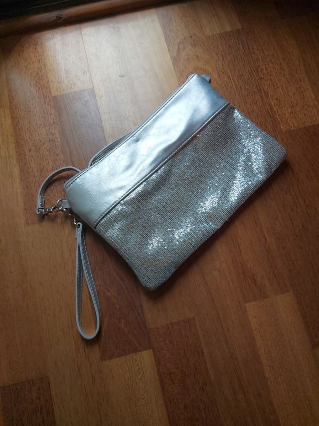 bolso fiesta plateado