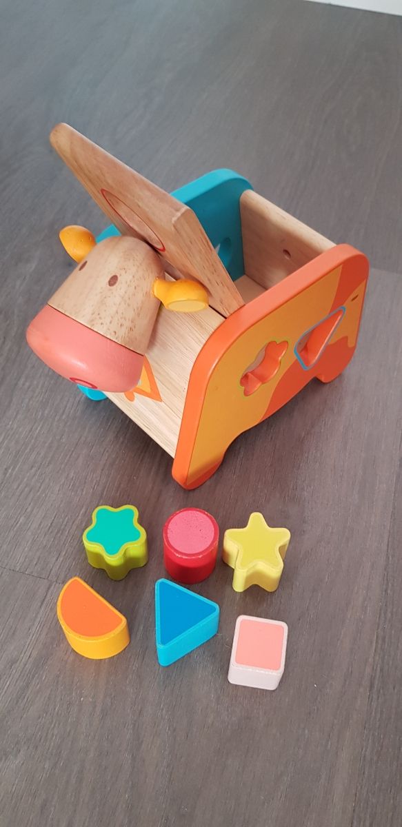 Djeco Caja de formas Vaca