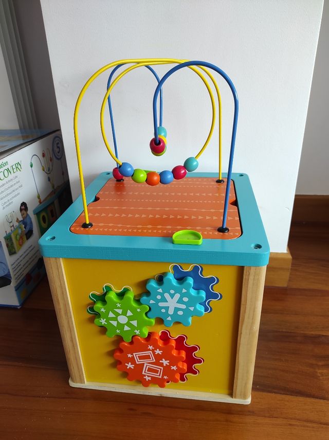 cubo actividades de madera
