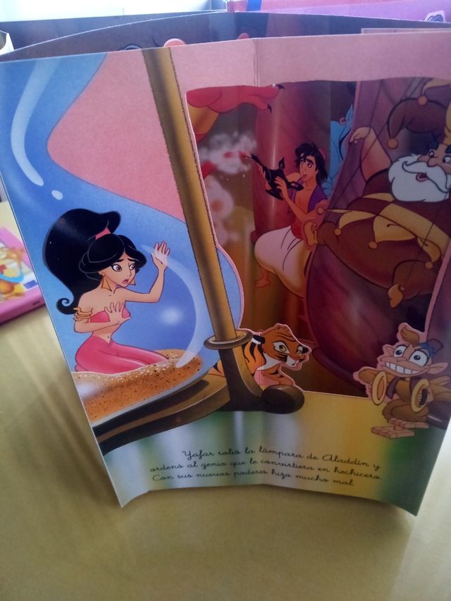 LIBRO CARRUSEL "ALADDIN" AÑO 1993