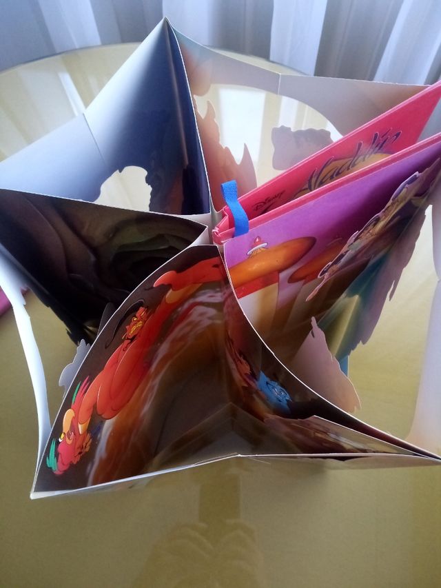 LIBRO CARRUSEL "ALADDIN" AÑO 1993