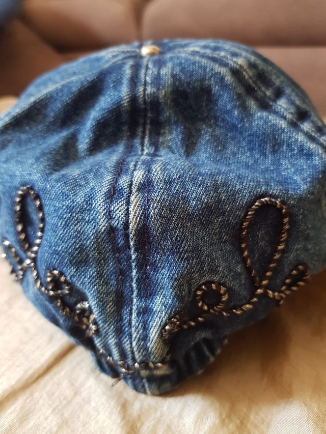 Preciosa visera   vaquera pedreria