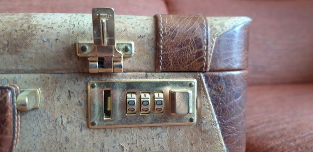 Maletín Aplicork corcho natural.