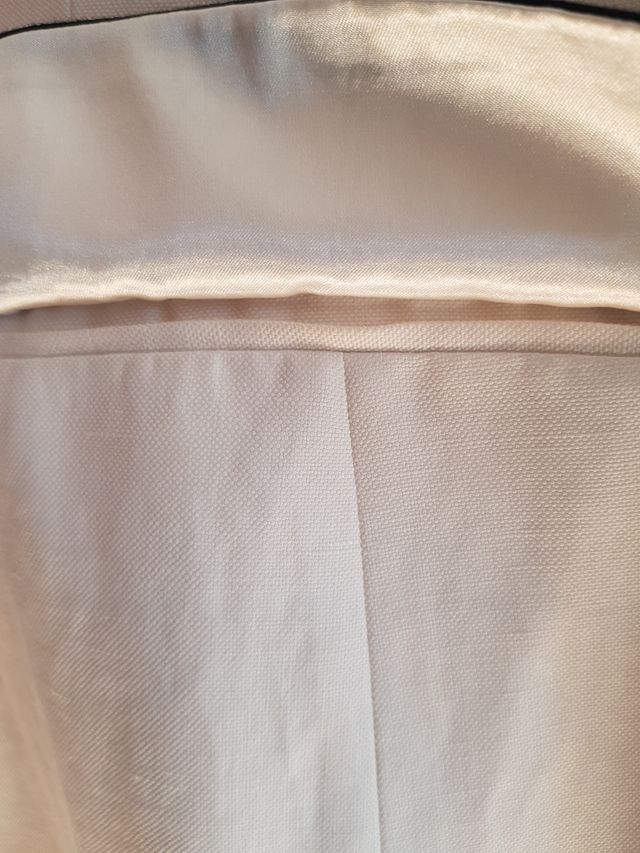 Precioso abrigo gabardina de mujer con forro