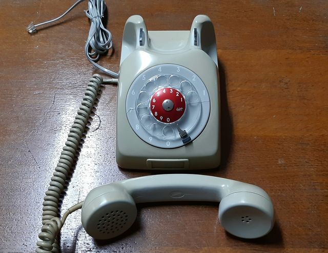 Teléfono Ericsson vintage