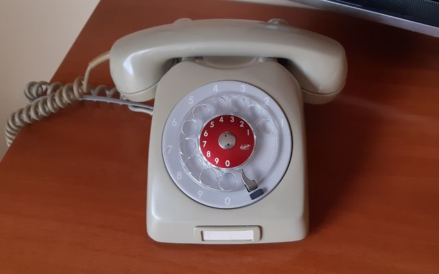 Teléfono Ericsson vintage