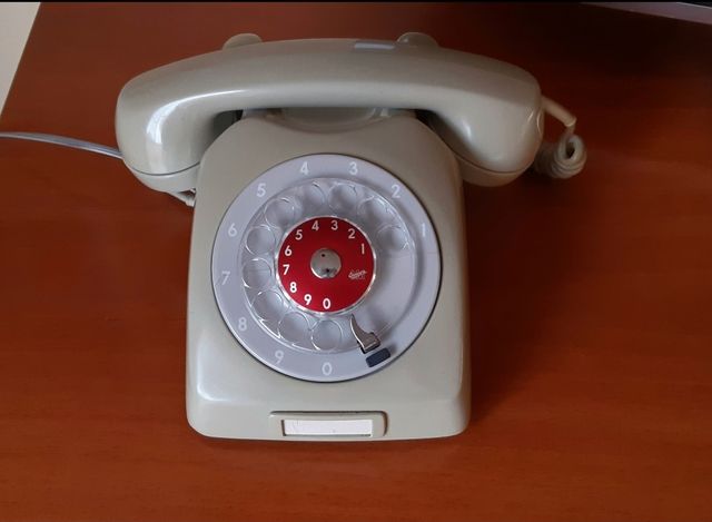 Teléfono Ericsson vintage