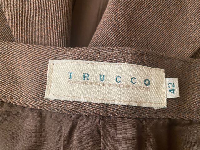 traje de mujer de chaqueta y falda (talla 42-44)