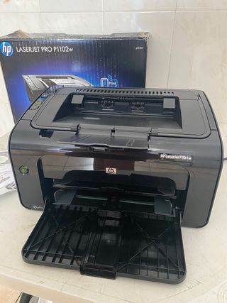 Impresora hp laserjet pro p1102w de segunda mano por 150 EUR en Chiclana de  la Frontera en WALLAPOP
