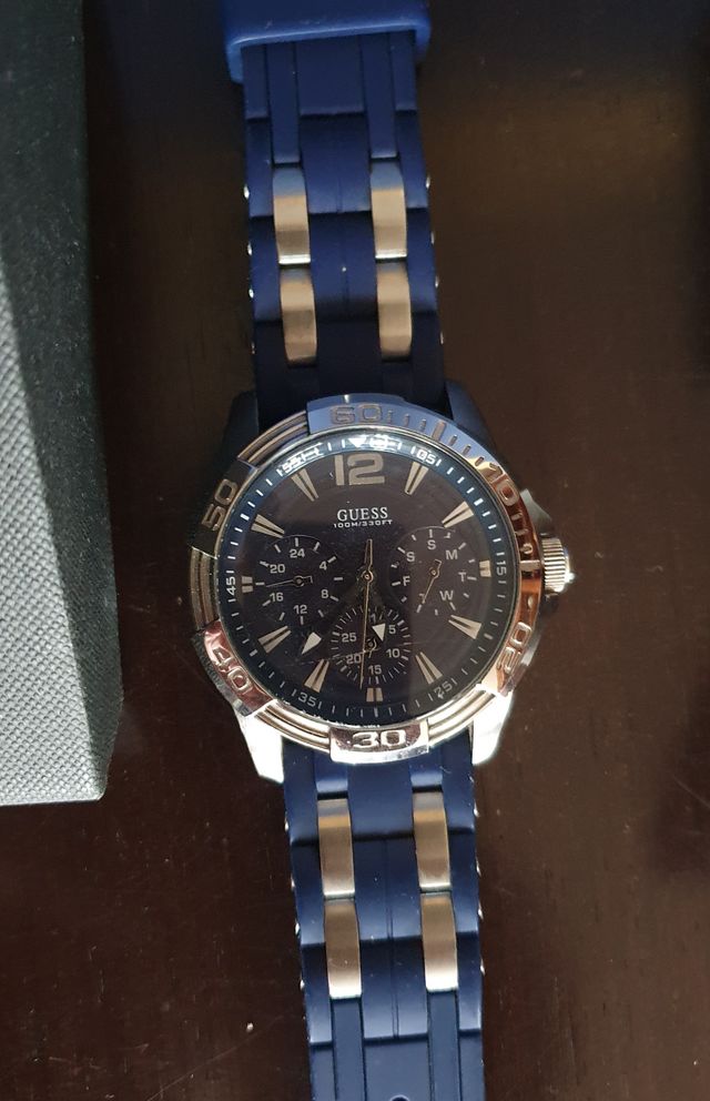RELOJ GUESS SPORT STEEL AZUL SUMERGIBLE