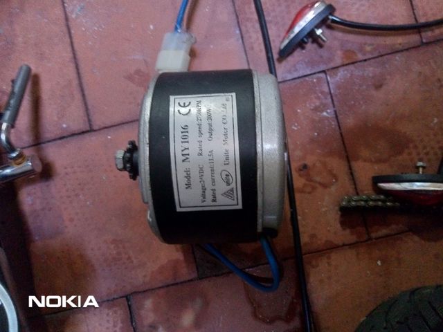 Patinete eléctrico 24v 200wh.