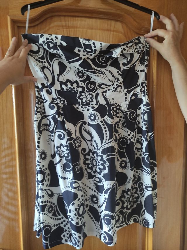 Vestido azul marino y blanco