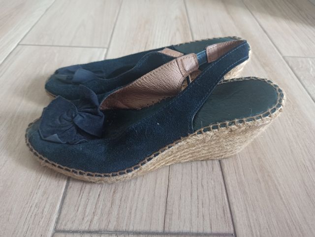 Sandalias de piel azul