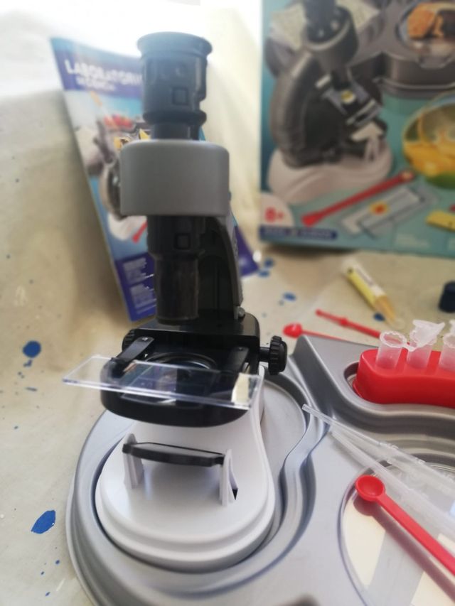 Laboratorio de ciencia de Clementoni