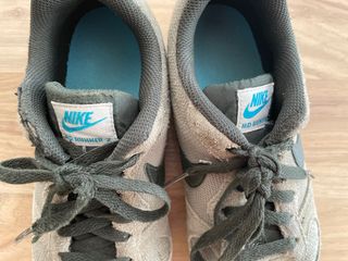 BAMBAS Nike MD Runner 2 núm 37.5 verde militar de segunda mano por 10 EUR  en Premià de Dalt en WALLAPOP