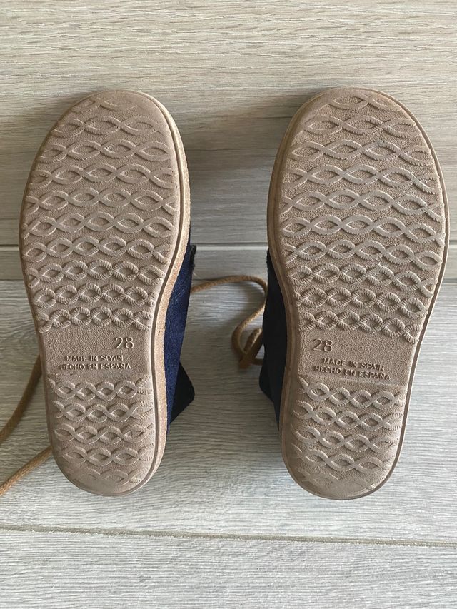 Botitas niño ante azul marino talla 28