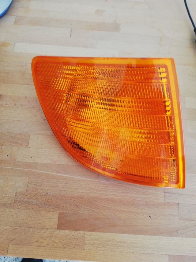 PILOTO DERECHO INTERMITENCIA MERCEDES VITO