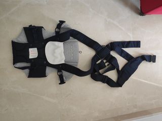 Mochila porta bebés prenatal de segunda mano por 10 EUR en  Peñarroya-Pueblonuevo en WALLAPOP