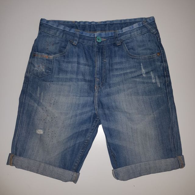 Pantalón vaquero corto