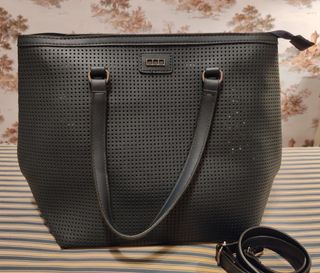 Bolso de azul marino Shopper de Misako. de segunda mano por 8,5 EUR en  Madrid en WALLAPOP